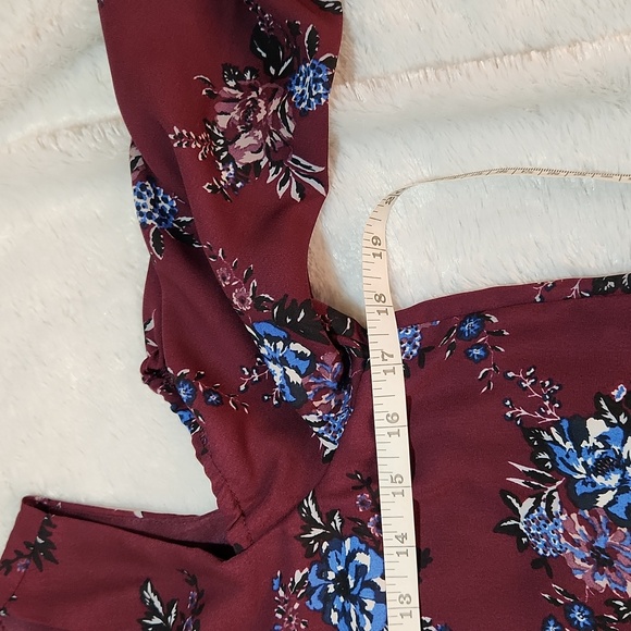 Lily Rose burgundy cold shoulder dress - Picture 5 of 7